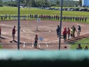 softball players